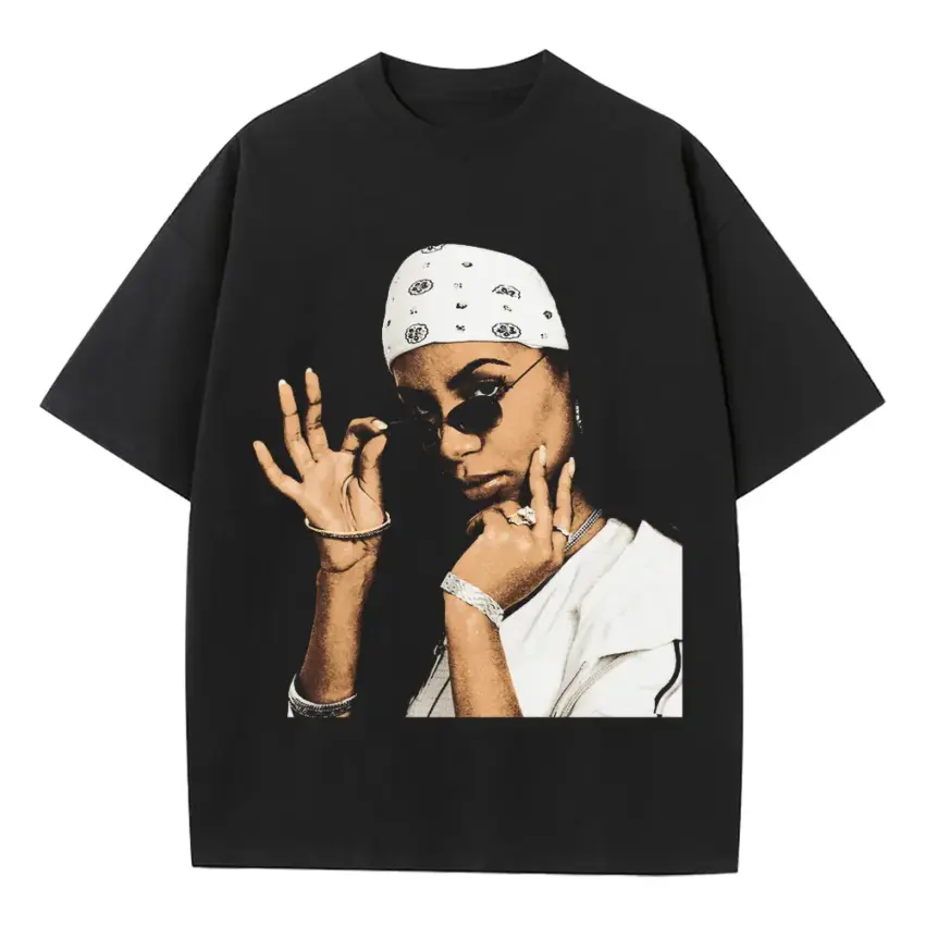 Aaliyah Bandana Portrait Heavyweight Oversized Black Graphic Tee