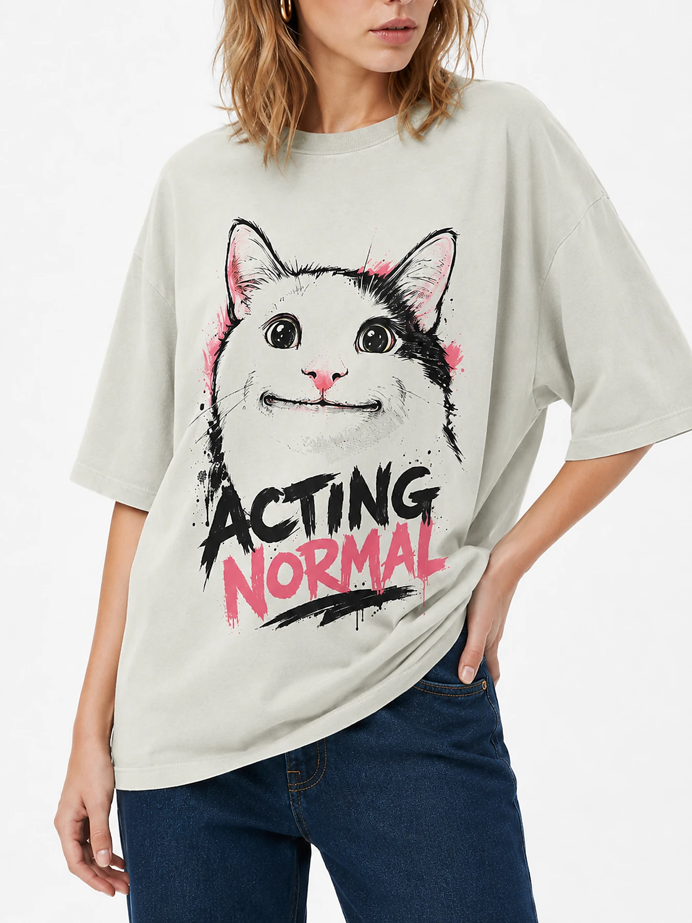 Acting normal oversize tee details 4.webp