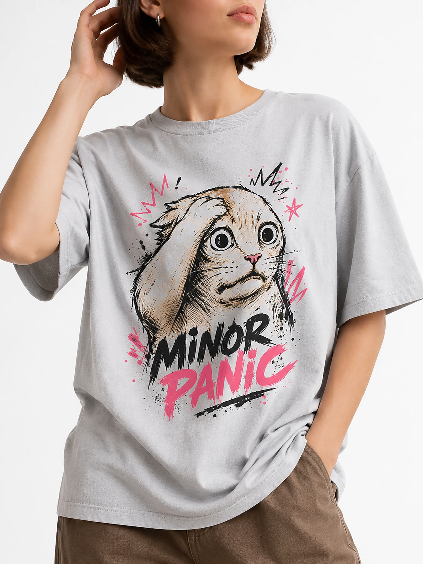 Minor panic oversize tee details 1.webp