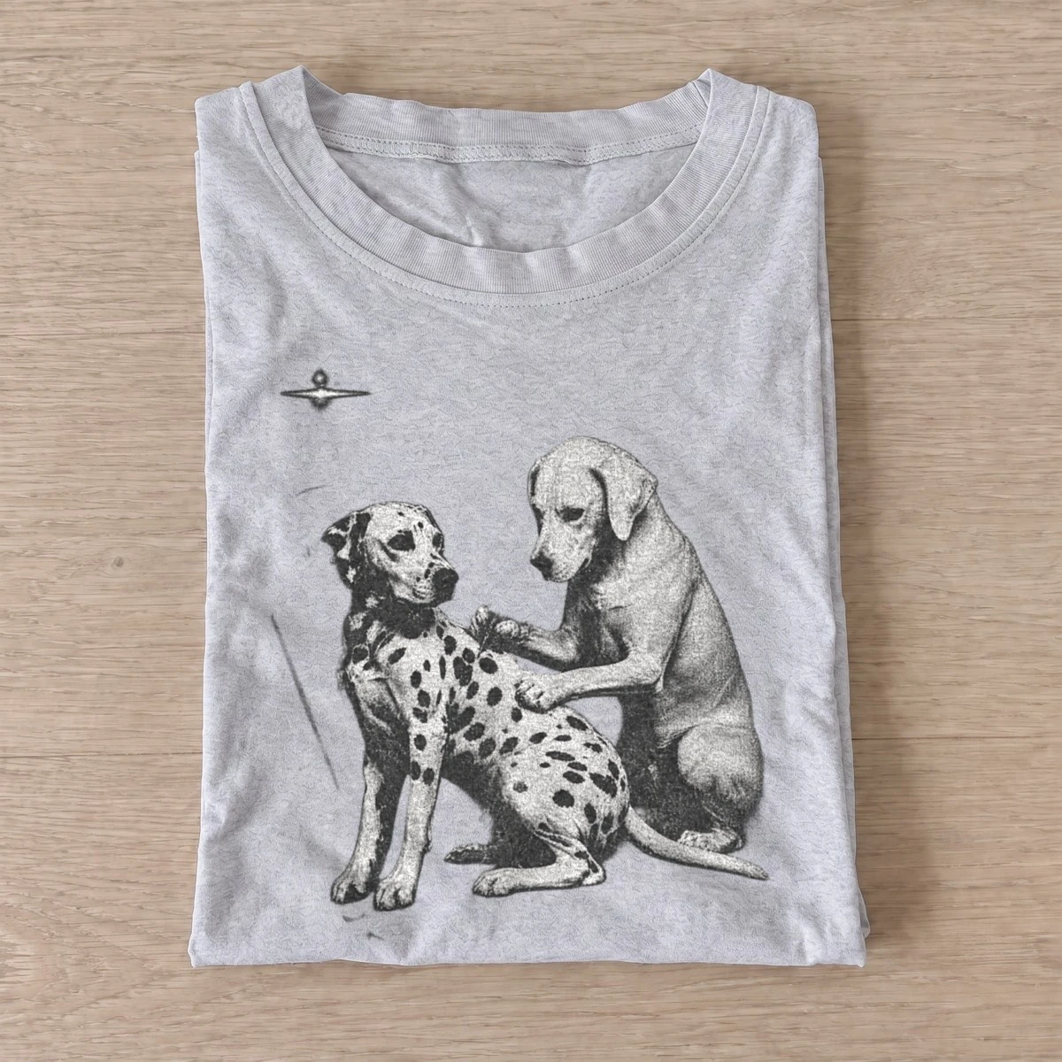 Alien dog greeting t shirt gray20alien dog greeting.webp