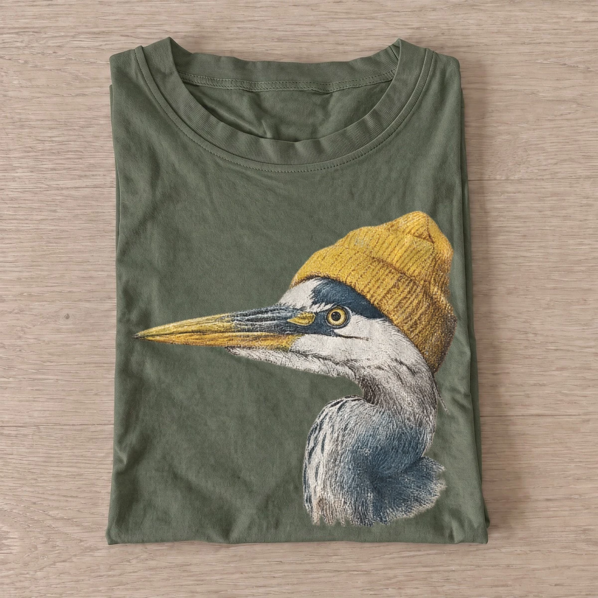 Beanie heron graphic t shirt olive20beanie heron.webp