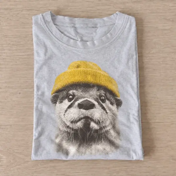 Beanie otter graphic t shirt gray20beanie otter.webp