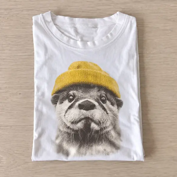 Beanie otter graphic t shirt white20beanie otter.webp