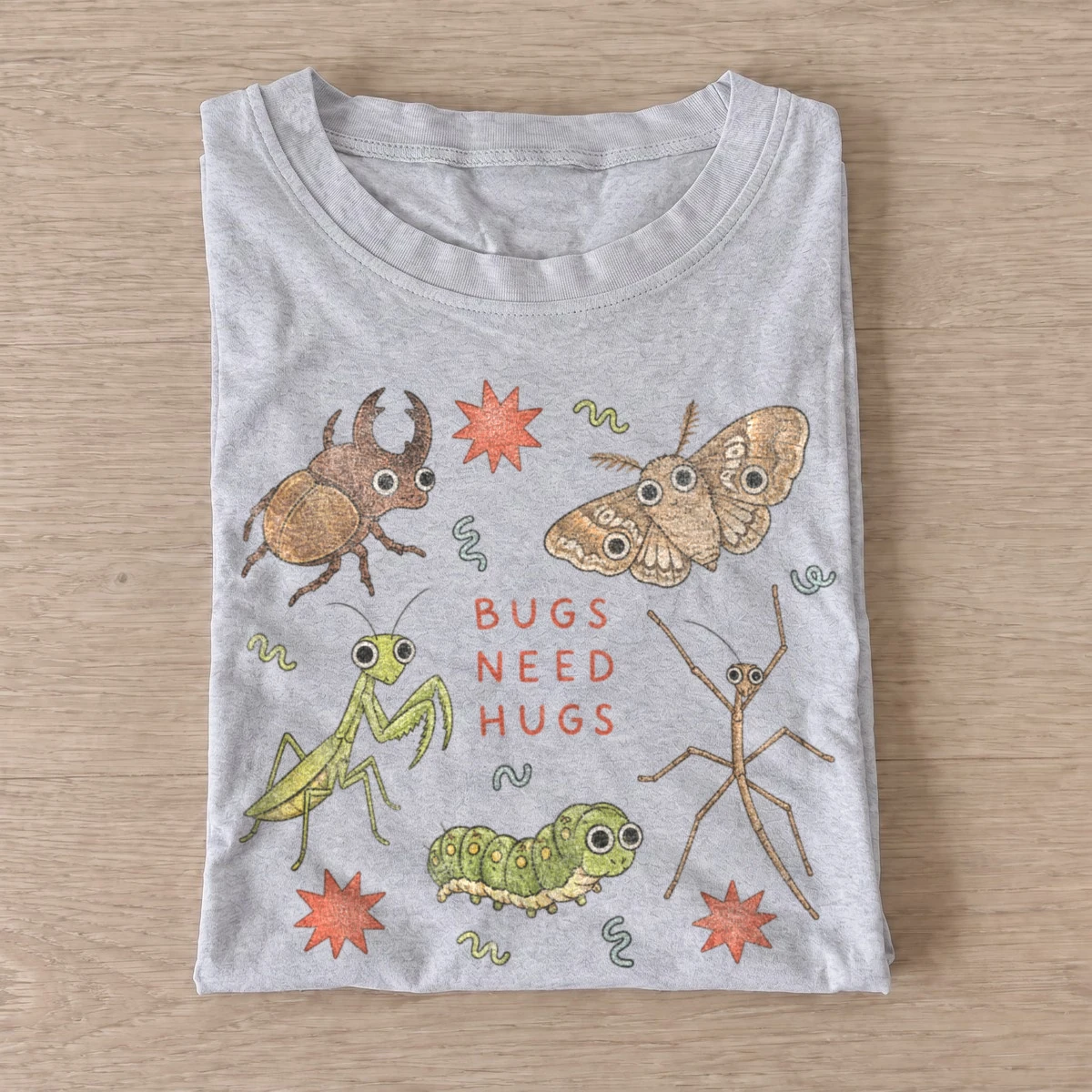 Bugs need hugs insect graphic t shirt gray20bugs need hugs.webp
