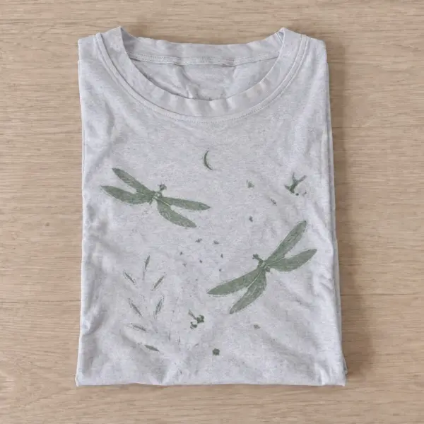 Dragonfly flight graphic t shirt gray20dragonfly flight.webp