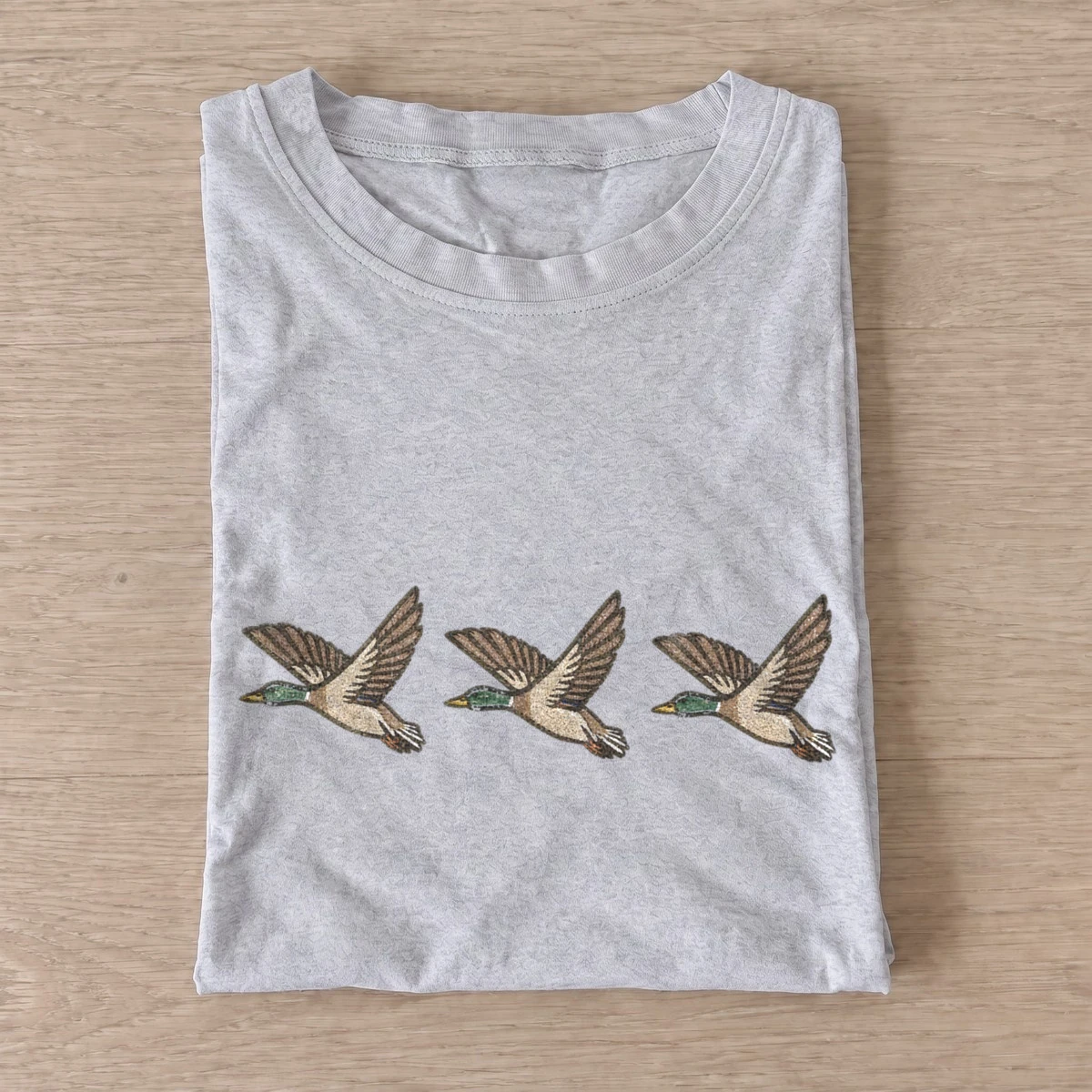 Flying duck trio t shirt gray20flying duck trio.webp