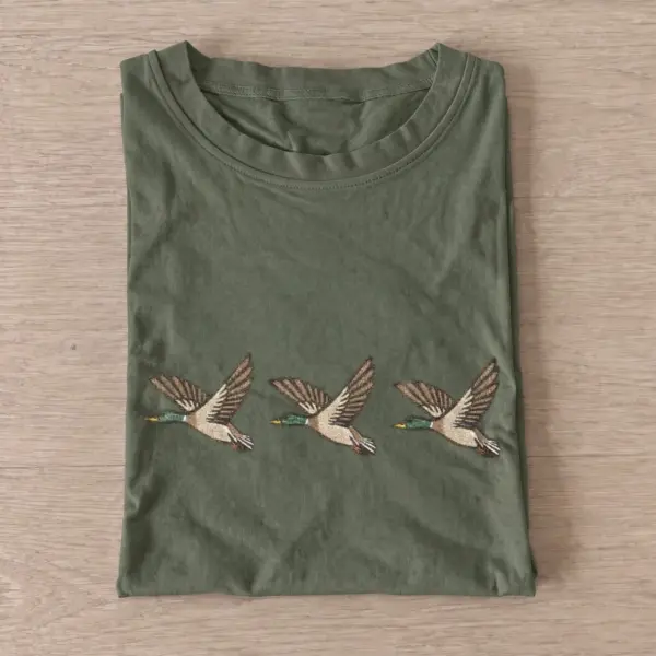 Flying duck trio t shirt olive20flying duck trio.webp