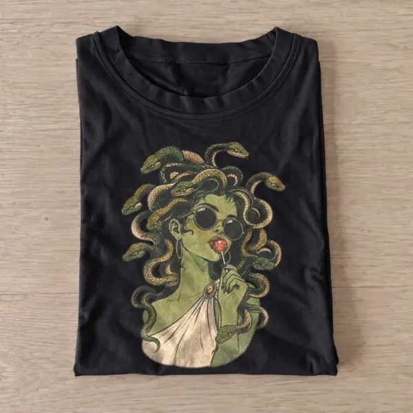Medusa lollipop t shirt black20medusa lipstick.webp