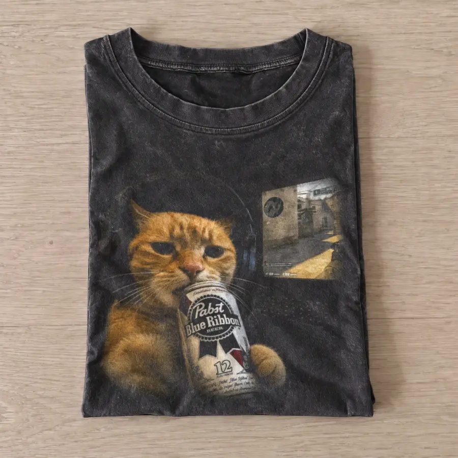 Lager Gamer Cat Vintage Graphic T-Shirt — graphic design