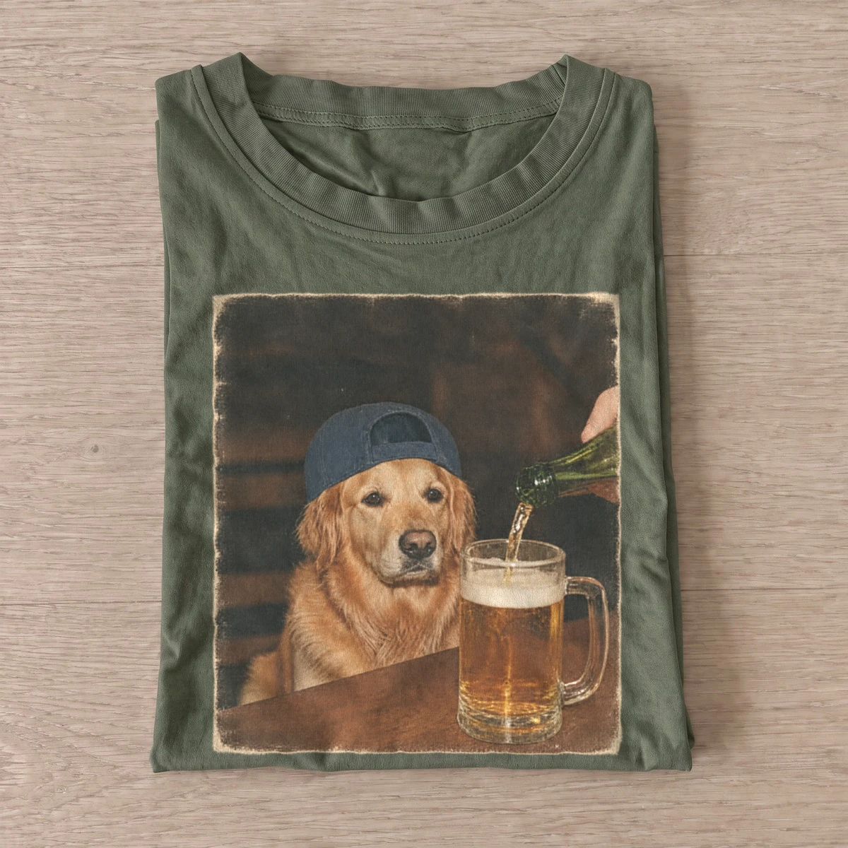 Pub golden retriever t shirt olive20pub golden retriever.webp