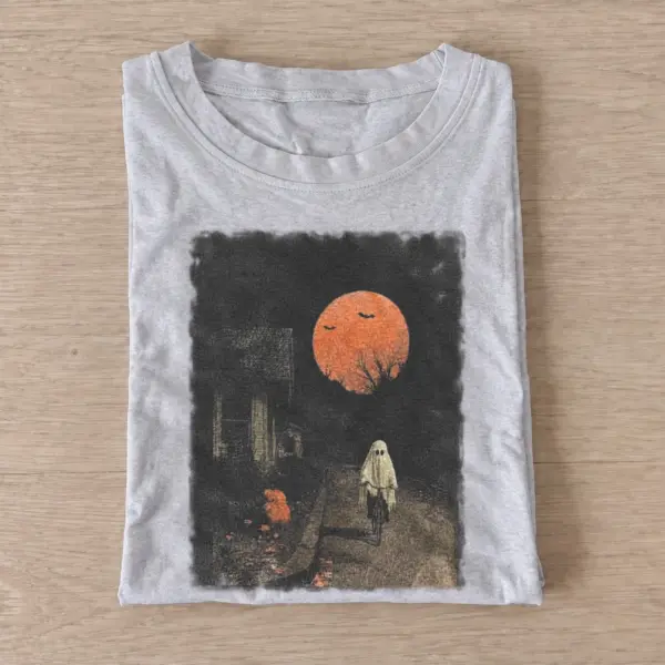 Red moon ghost graphic t shirt gray20red moon ghost.webp