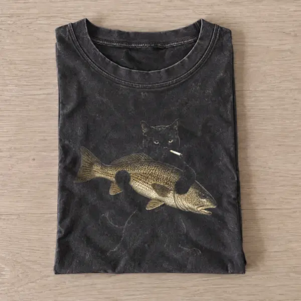 Redfish Bandit Vintage Fishing T-Shirt — graphic design