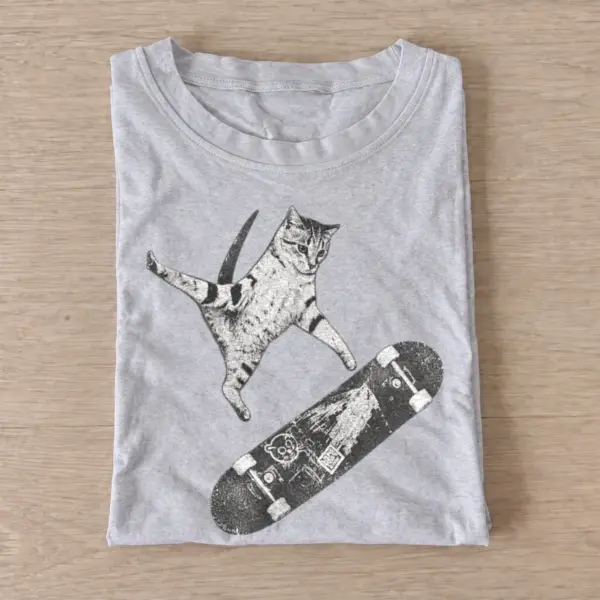 Skateboard cat graphic t shirt gray20skateboard cat.webp