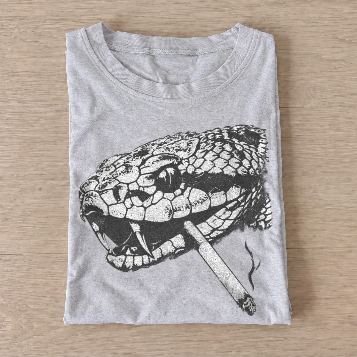 Snake blade smoking graphic t shirt gray20snake blade.webp