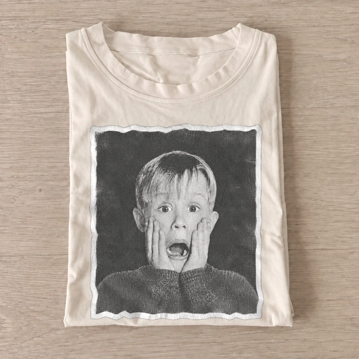 Surprised holiday boy graphic t shirt sand20surprised holiday boy.webp