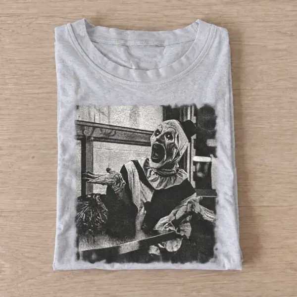 Terrified killer clown t shirt gray20terrified killer clown.webp