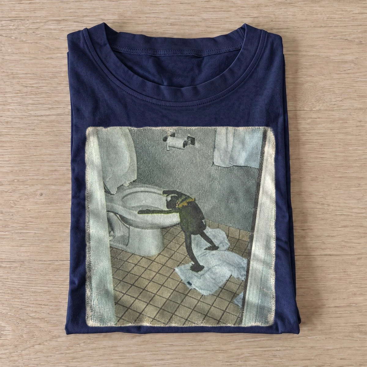 Toilet crow graphic t shirt navy20toilet crow.webp