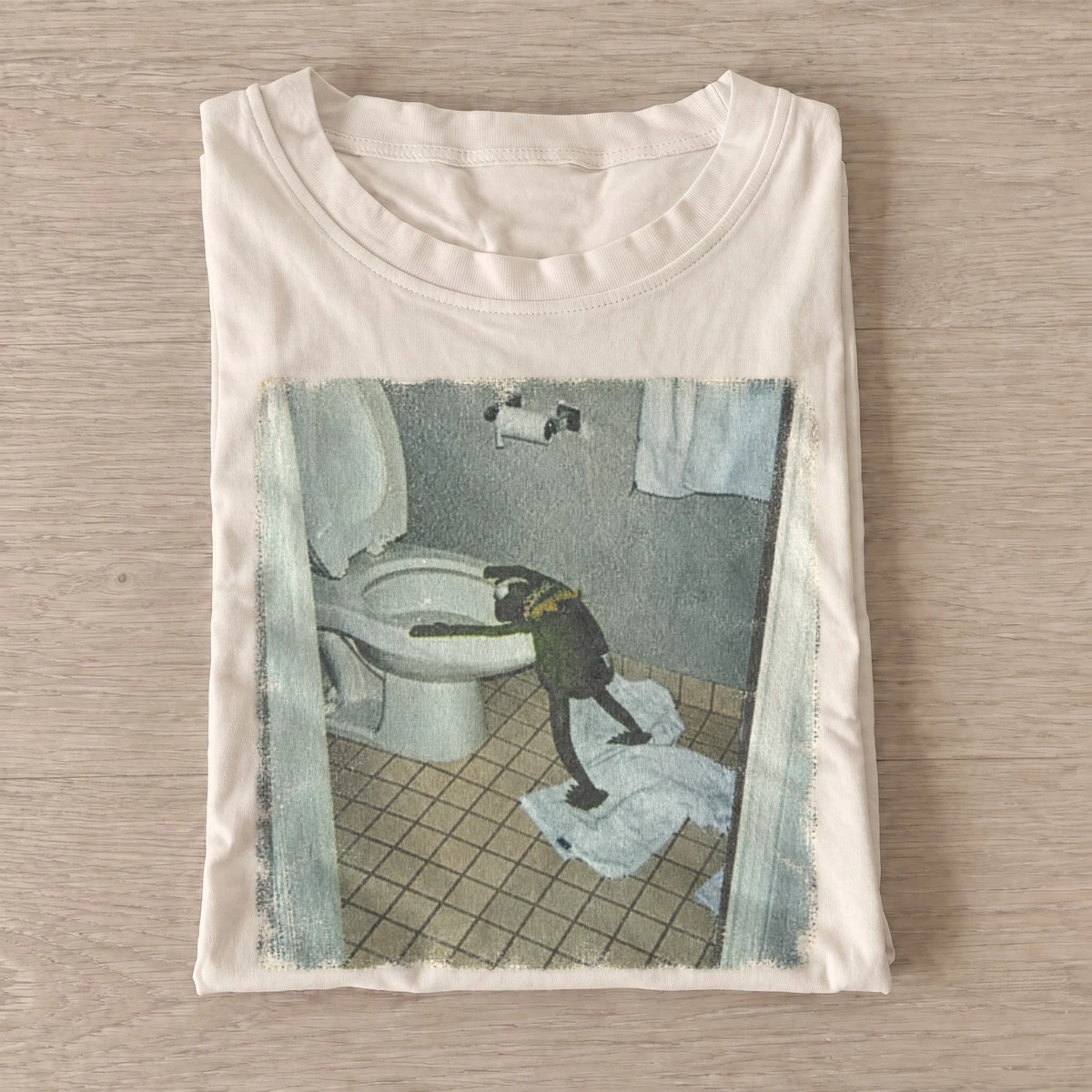 Toilet crow graphic t shirt sand20toilet crow.webp