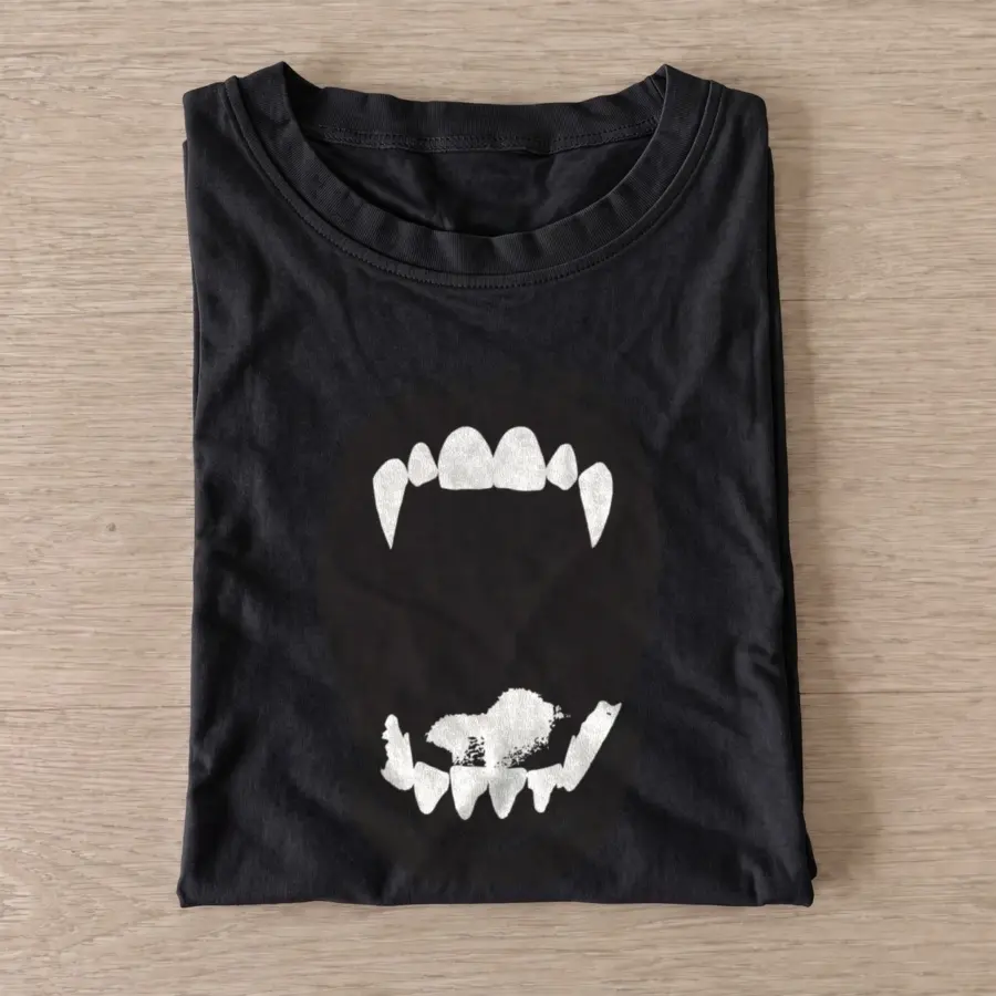 Vampire fangs t shirt black20vampire fangs.webp