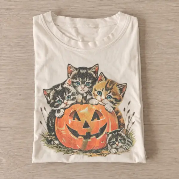 Vintage pumpkin kittens halloween cat t shirt sand20vintage pumpkin kittens.webp
