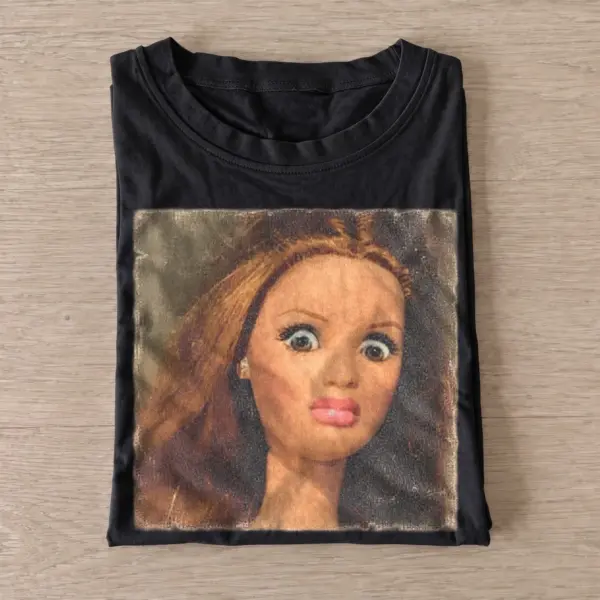 Wide eyed fashion doll graphic t shirt black20wide eyed fashion doll.webp